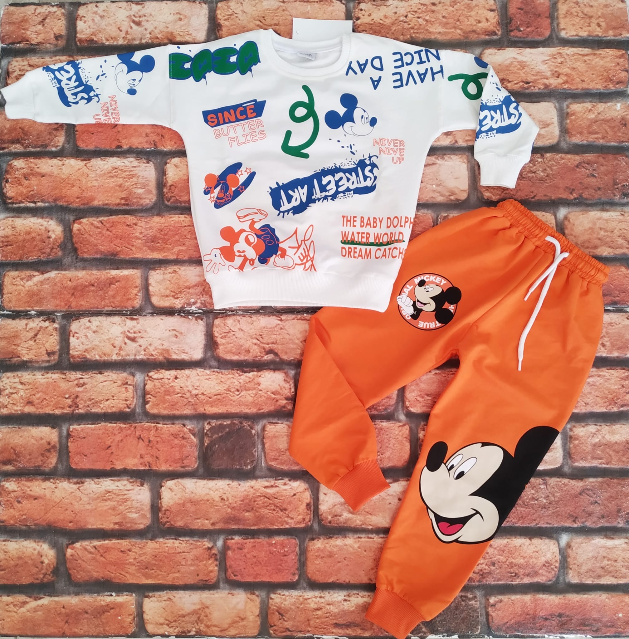 mickey mouse turuncu eşofman takımı