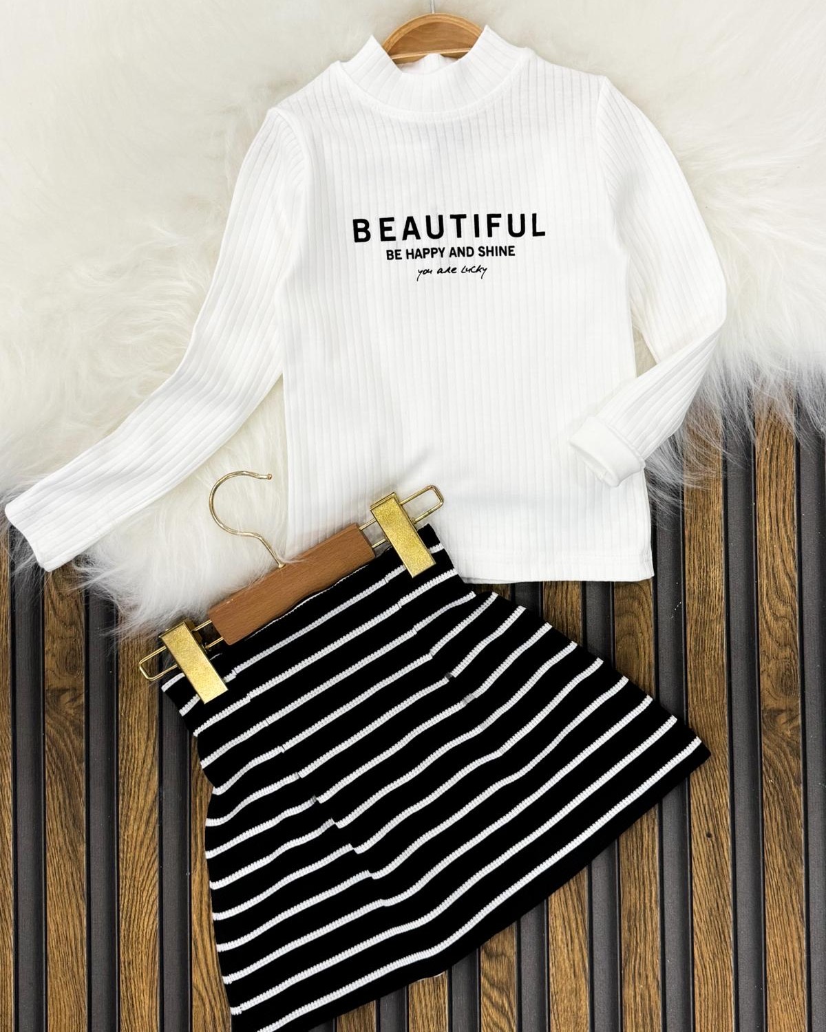 çizgili etekli takım