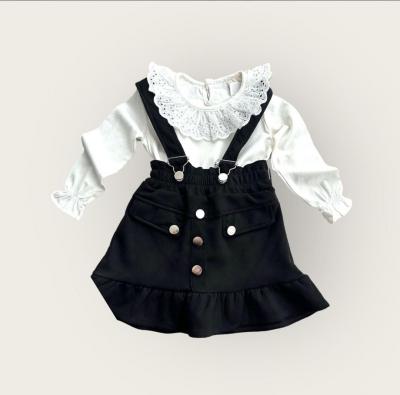 Askılı etekli takım